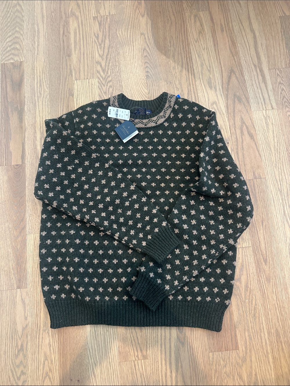 BROOKS BROTHERS Men’s olive  Crewneck Sweater with Tan Pattern